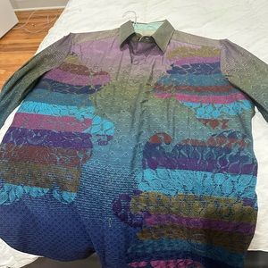 Limited Edition Robert Graham Men’s L shirt